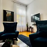 Spacious Apartment In The City Centre